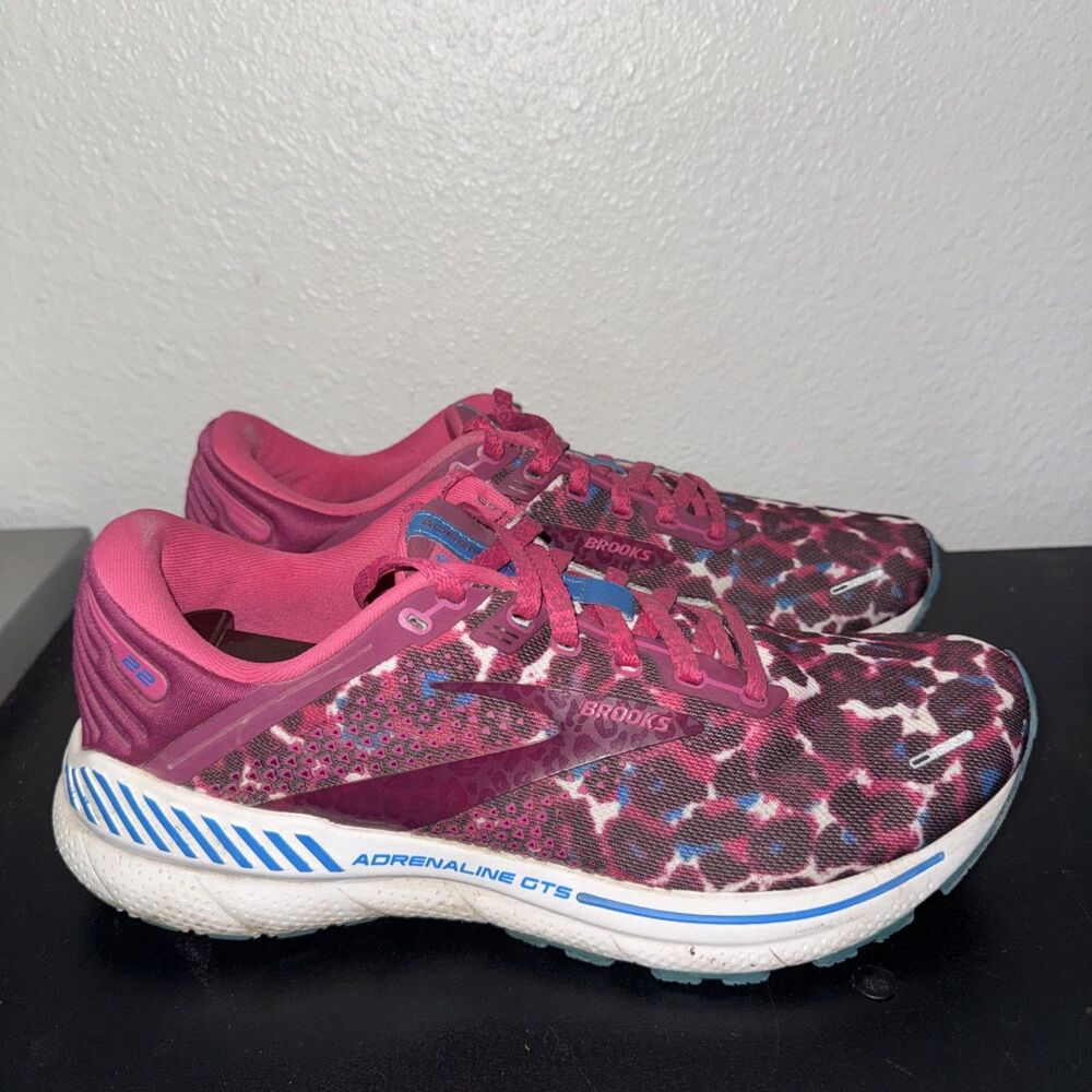 Brooks Adrenaline GTS 22 Shoes Womens Sz 10.5 B Pink Leopard Sneaker 1203531B568